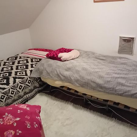 Bei Hanna Apartment Enying Bagian luar foto